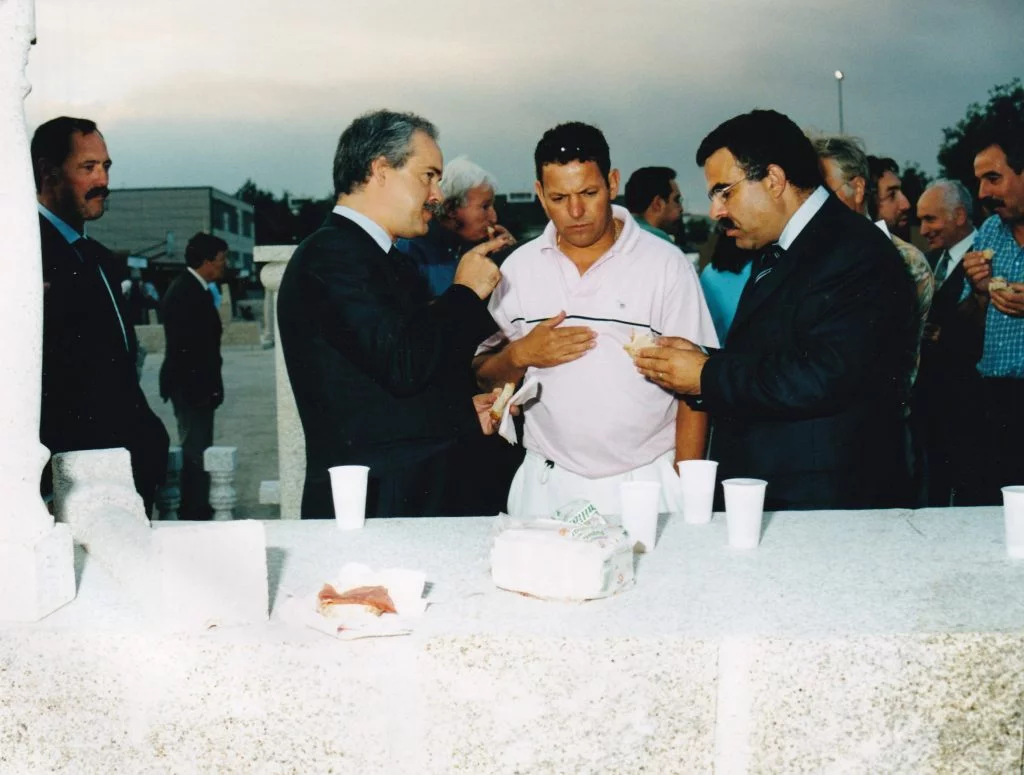 2004